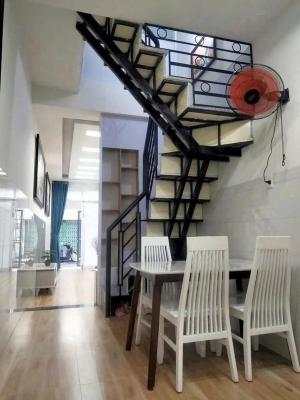 Bán nhà 2 tầng 2PN 44m² mặt tiền Bà Rịa