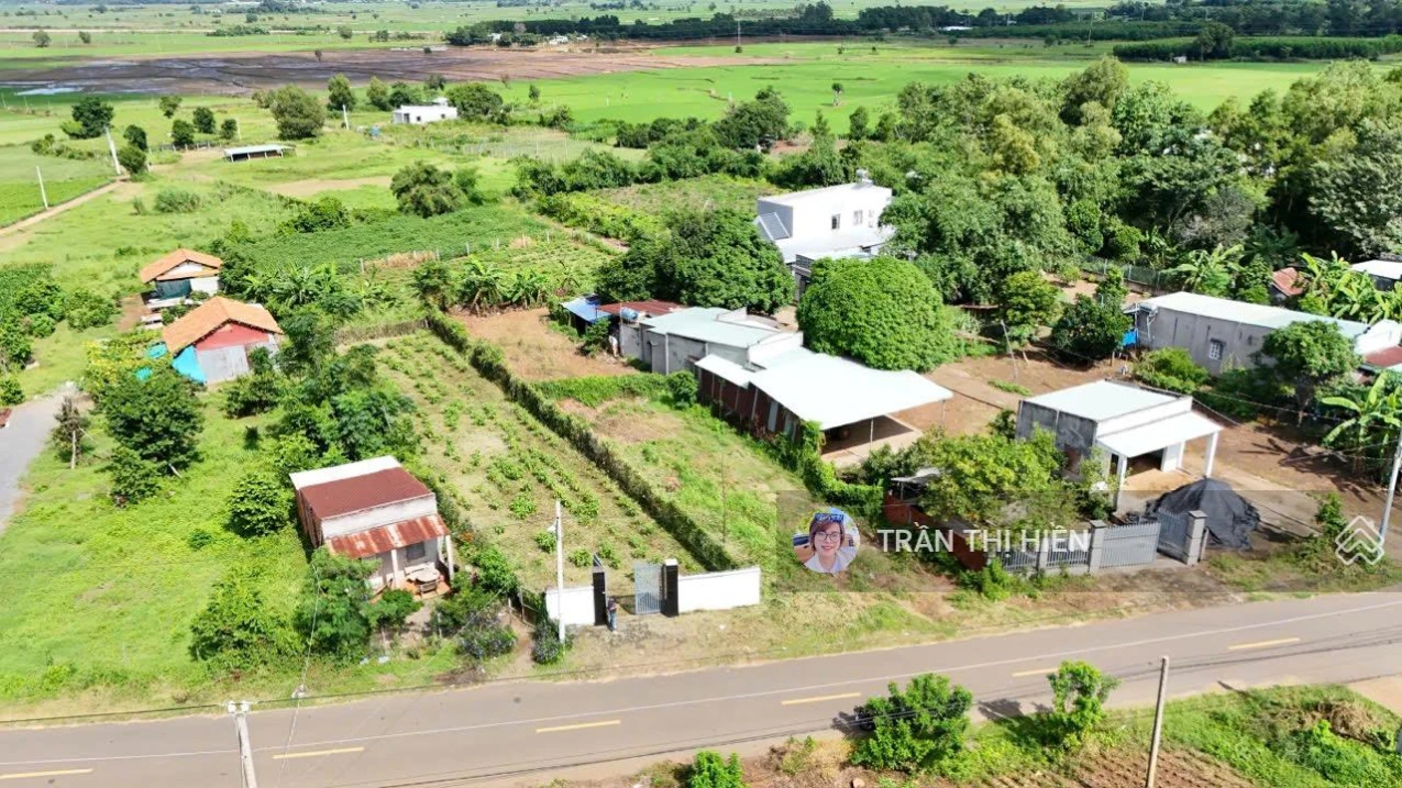 Mặt tiền đường Nam Kì Khởi Nghĩa - Đất Đỏ - 492m2 - quá ngộp - Ảnh 1