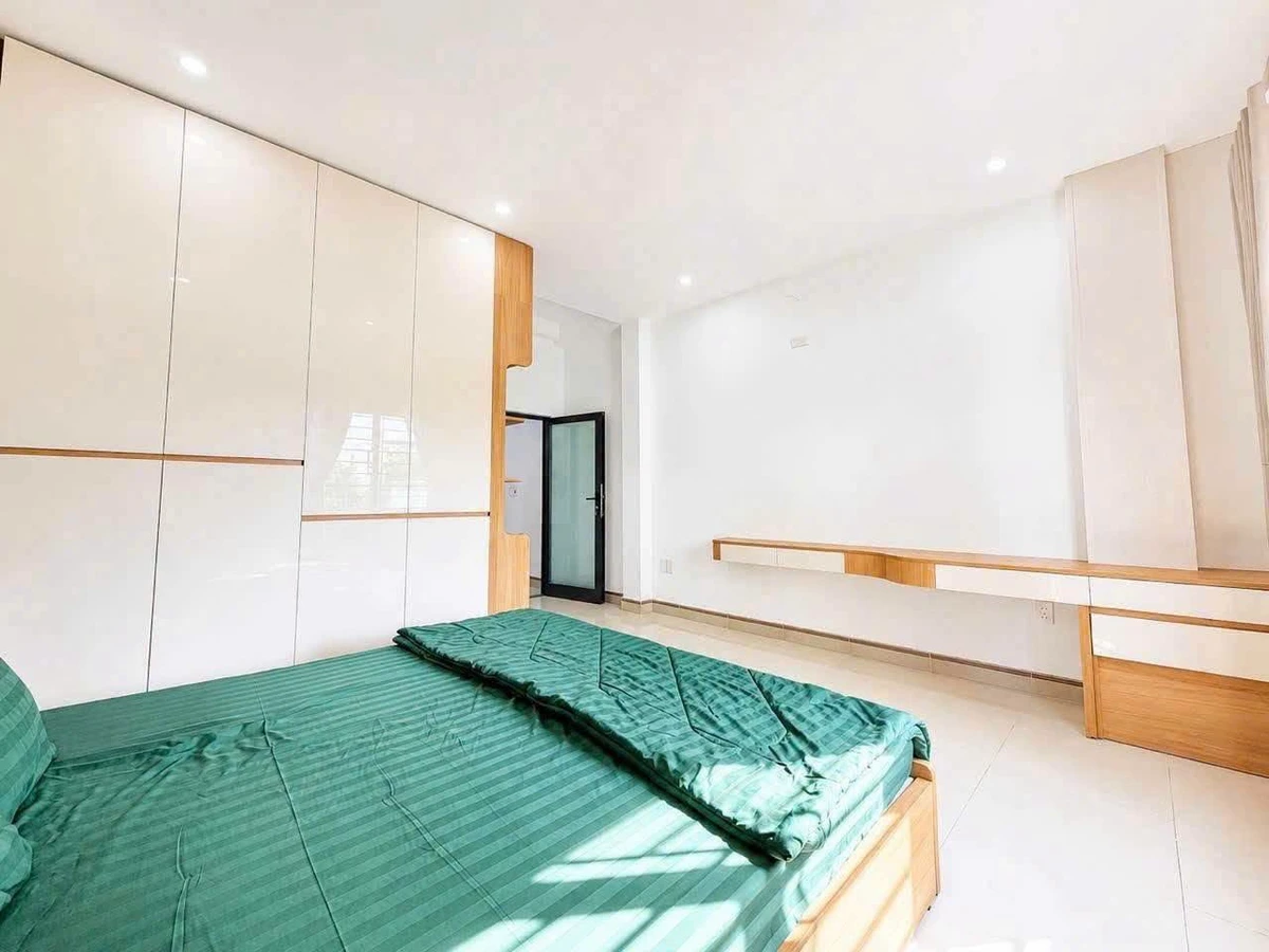 Bán nhà 3 tầng 120m² 3PN 2WC Quận 5 gần Trần Xuân Lê - Ảnh thu nhỏ 4