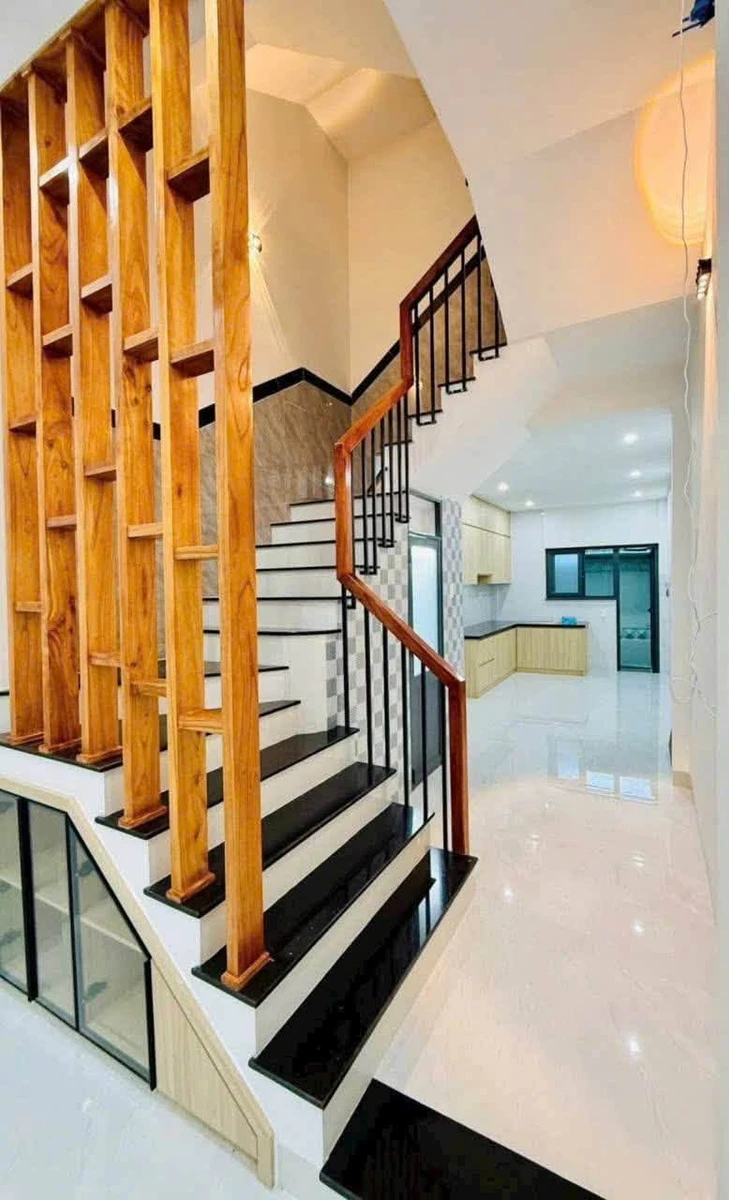 Bán nhà 3 tầng 41m2, 3PN 3WC, đường nội bộ ô tô tại Ngô Mây, Quy Nhơn - Ảnh thu nhỏ 2