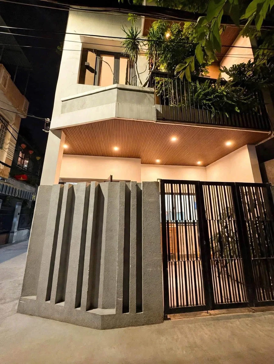 Nhà 3 tầng 2 mặt kiệt 60m2, Đà Nẵng, giá 4 tỷ 350 - Ảnh thu nhỏ 2