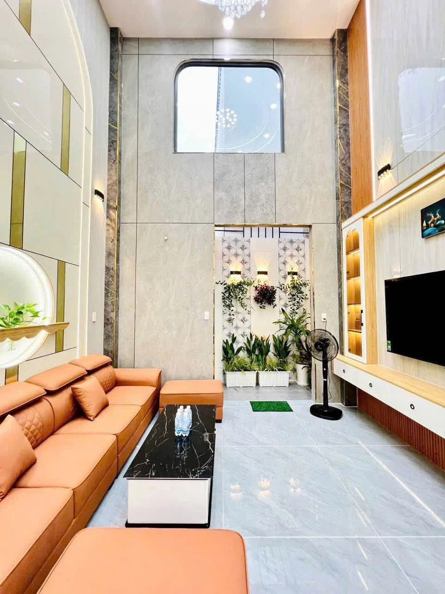 Bán nhà phố 4x13m 1 trệt 1 lửng 3 lầu full nội thất Huỳnh Thị Hai, Tân Chánh Hiệp, Quận 12 - 6,89 tỷ - Ảnh thu nhỏ 4