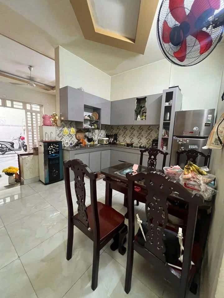 Bán nhà mặt tiền kinh doanh đường Lò Lu 85m2, 2PN, giá 8,5 tỷ, Quận 9 cũ - Ảnh thu nhỏ 4