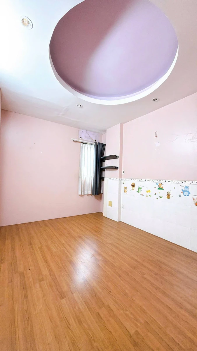 Bán nhà hẻm 1 trệt 3 lầu 3PN, 3,5x8m, giá 3,75 tỷ, gần Tôn Đản, Quận 4 - Ảnh thu nhỏ 4