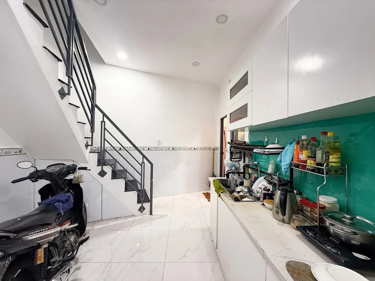 Bán nhà 2 tầng 3PN 40m2 Phan Xích Long Quận 1 - Ảnh thu nhỏ 3