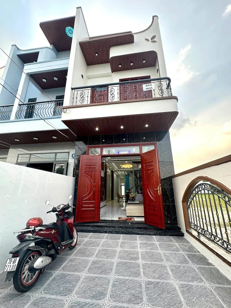 Bán nhà mặt tiền Lộ Đình Cần Giuộc 146m², 4 phòng ngủ - Ảnh thu nhỏ 2