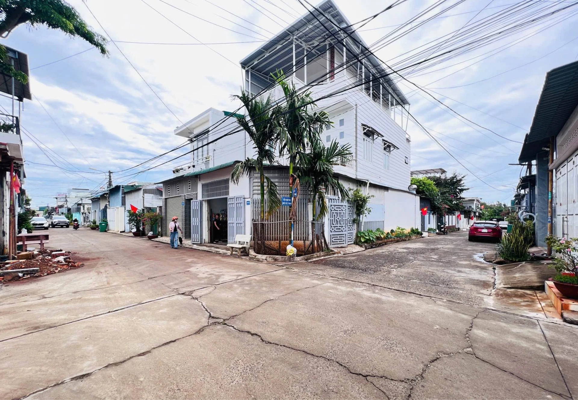 Bán nhà cấp 4 hẻm Nguyễn Tất Thành 107m² – 4 tỷ 090 - Ảnh 1