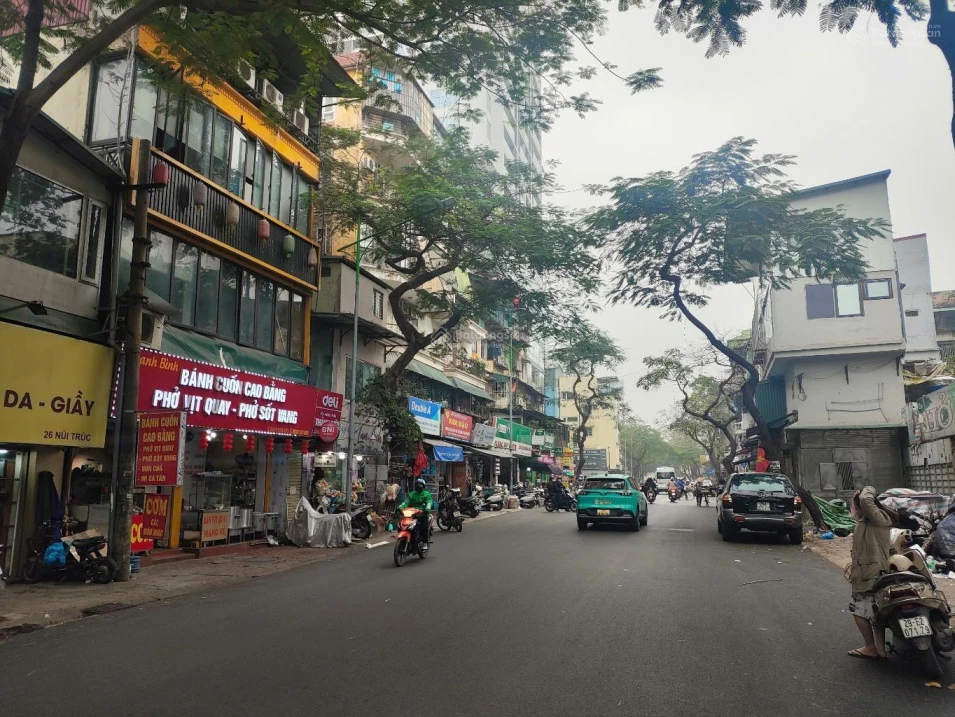 Bán nhà MP Núi Trúc, 4 tầng, dòng tiền 800 triệu, 50m2, 10 tỷ - Ảnh thu nhỏ 2
