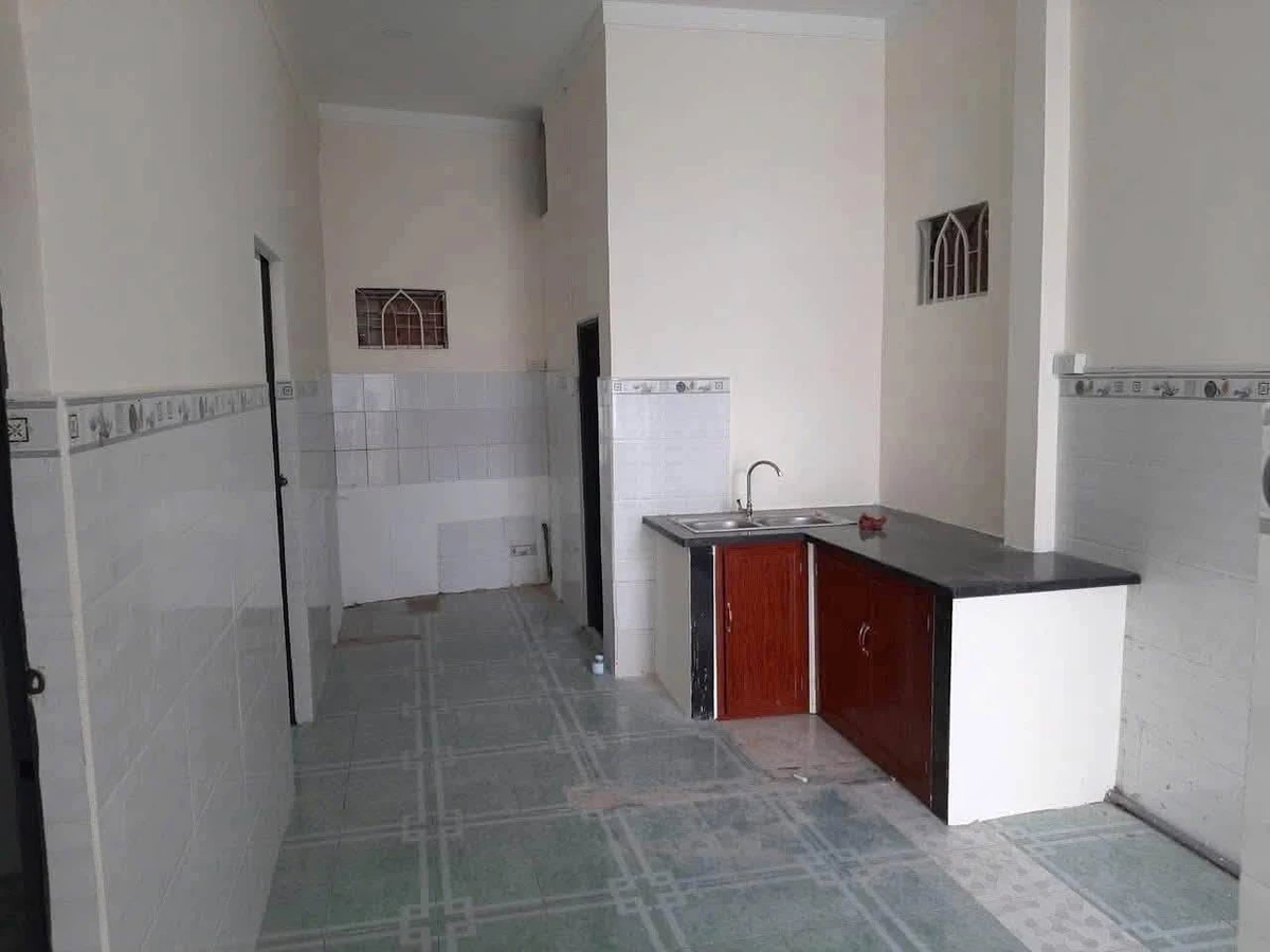 Bán nhà 6m x 14m gần chợ Đình 1 tỷ 850 triệu - Ảnh thu nhỏ 3