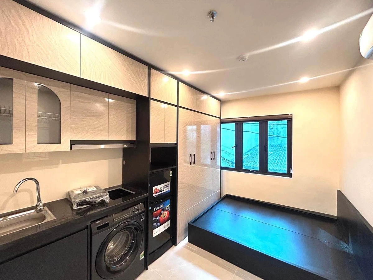 Bán tòa CHDV 96 căn, 10 tầng, 302m², MT 16m, Cầu Giấy - Ảnh thu nhỏ 3