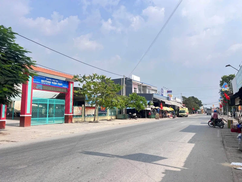 Bán đất nền 56m² Hiển Vinh Garden Đức Hòa Thượng 650 triệu
