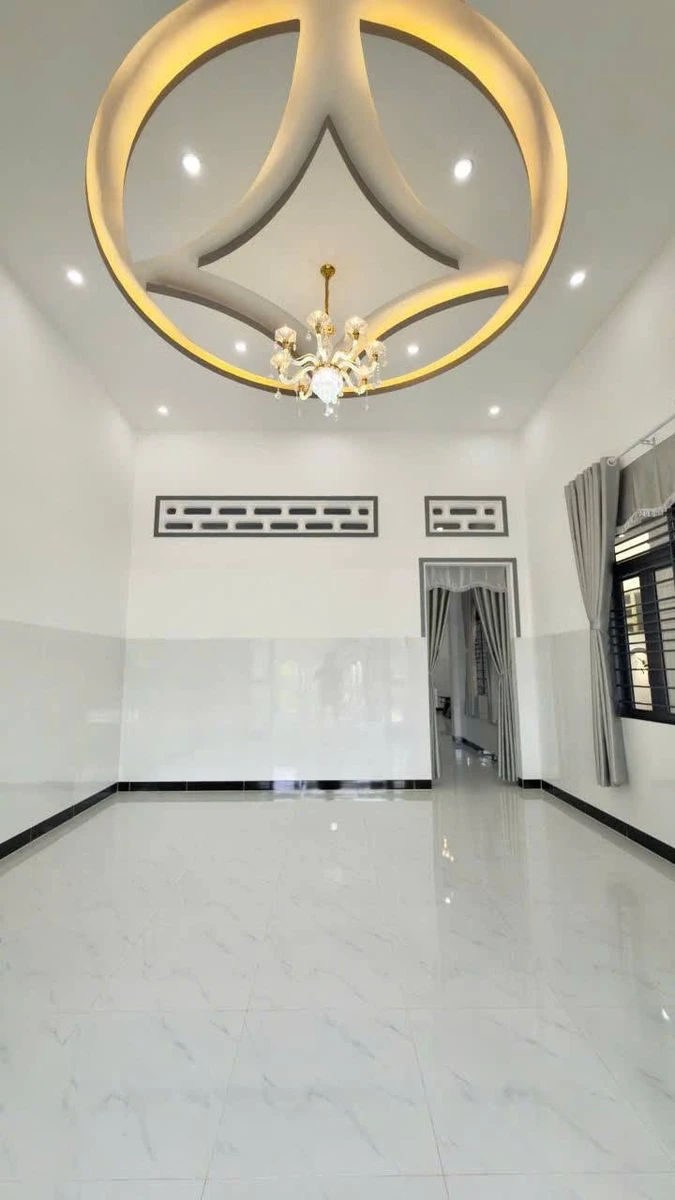 Bán nhà 3 phòng ngủ, nội thất đầy đủ, 228m² Tây Ninh - Ảnh thu nhỏ 4