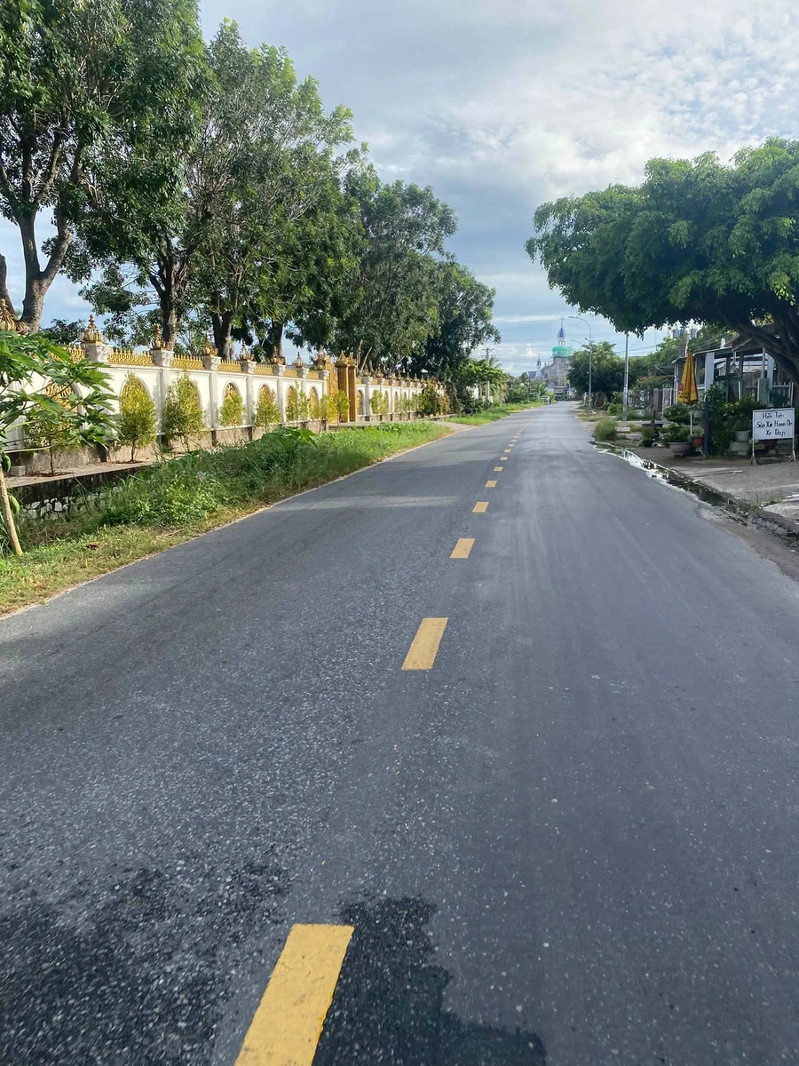 Bán đất 150m² tại Lagi, Lâm Đồng, giá 6 tỷ, tiện ích đầy đủ - Ảnh 1