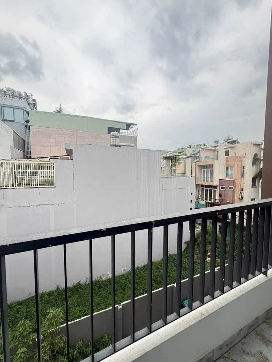 Bán nhà phố 3 tầng 4PN khu Biệt thự Kiều Đảm, Quận 7, giá khoảng 9 tỷ - Ảnh thu nhỏ 2