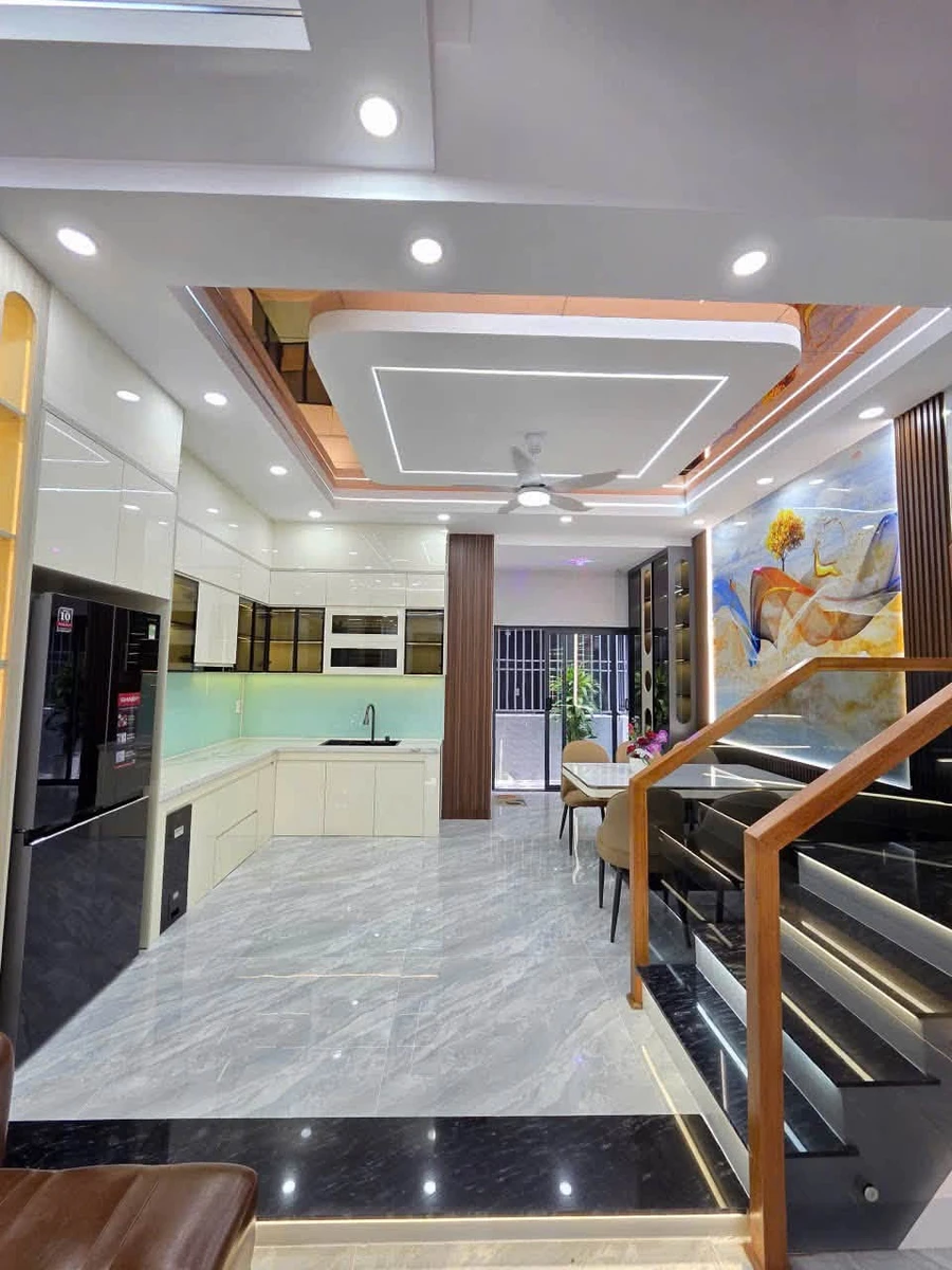 Bán nhà 4,95 tỷ 70m2 Thị Xã Thuận An - Ảnh thu nhỏ 5