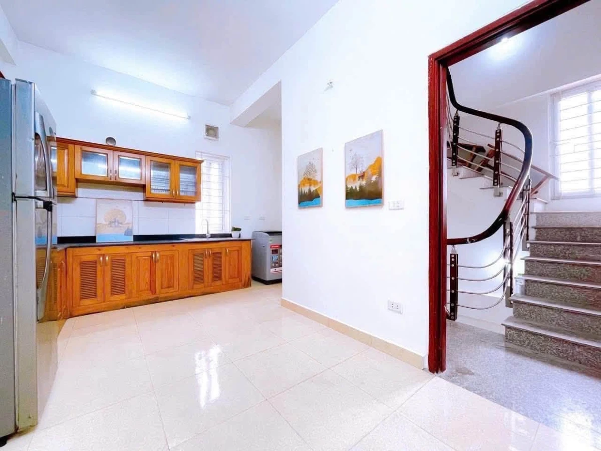 Bán nhà phố 5 tầng 68m2 Hoàng Quốc Việt Cầu Giấy 19,9 tỷ - Ảnh thu nhỏ 3
