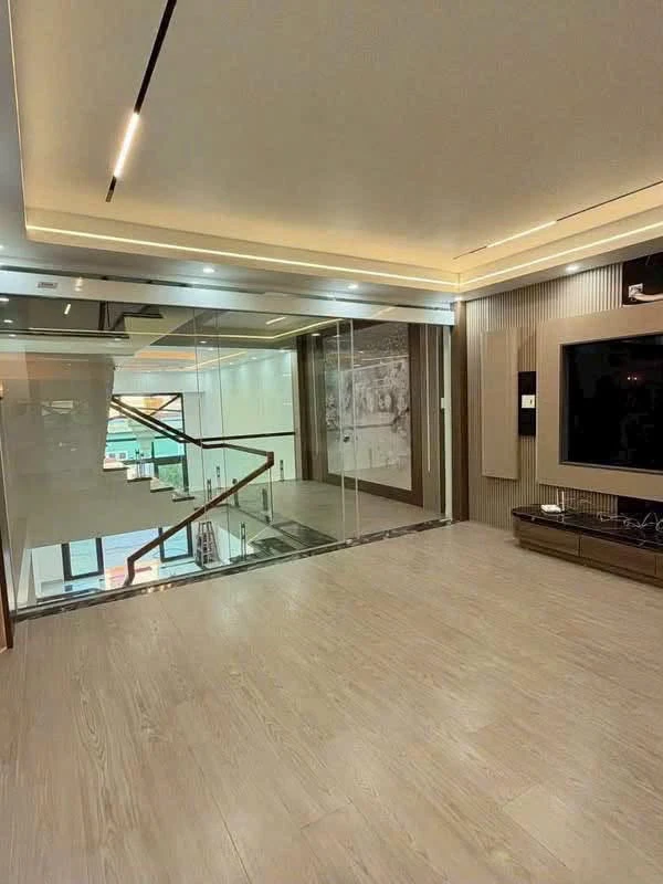 Bán nhà mặt đường Thiên Lôi 70m² 4.5 tầng 7.6 tỷ Tân Bình - Ảnh thu nhỏ 5
