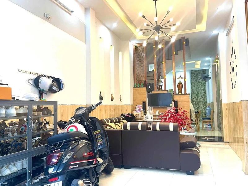 Bán nhà hẻm 3 tầng 45,4m2 Quang Trung Quy Nhơn 3 tỷ 250 triệu