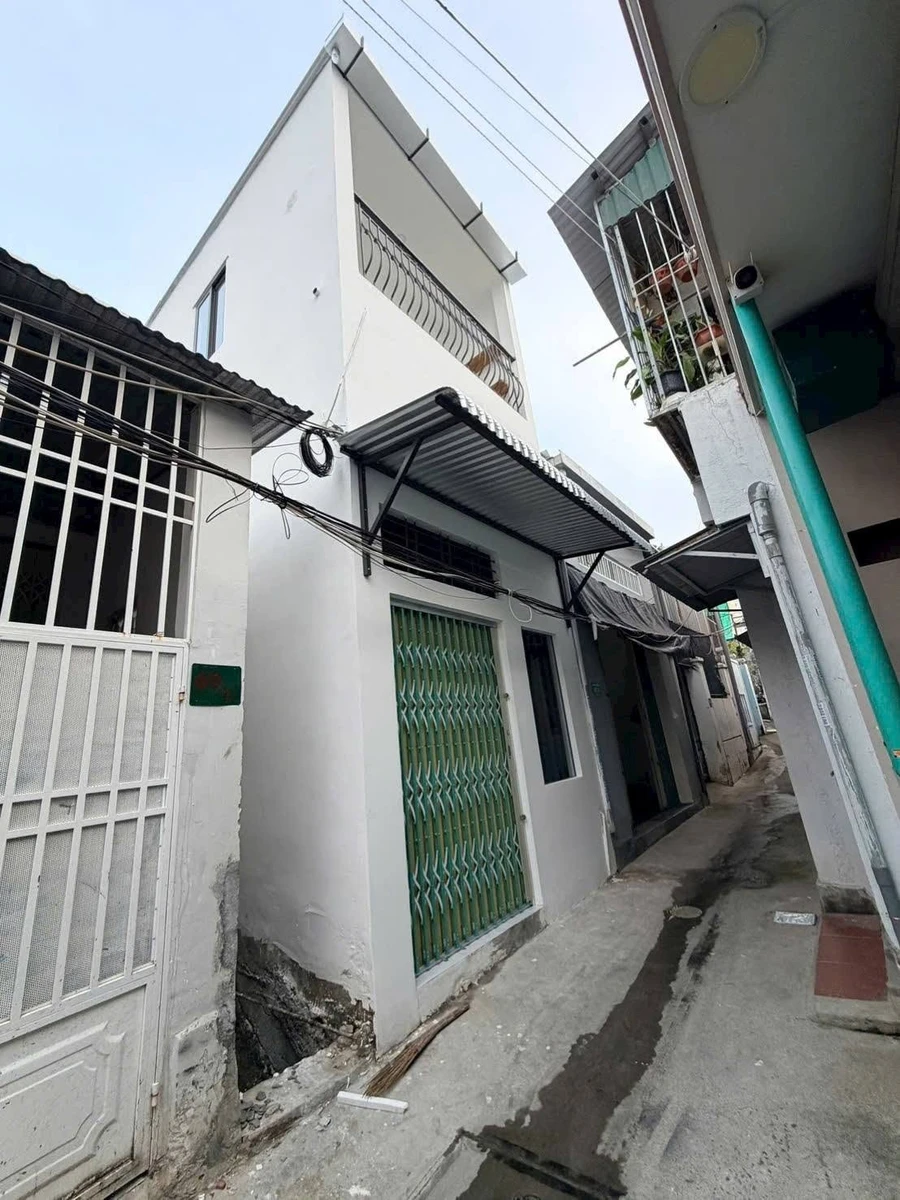 Bán nhà mới 2 tầng 47,9m2, 3 phòng ngủ, hẻm ô tô đường Trường Sơn, Nha Trang - Ảnh 1
