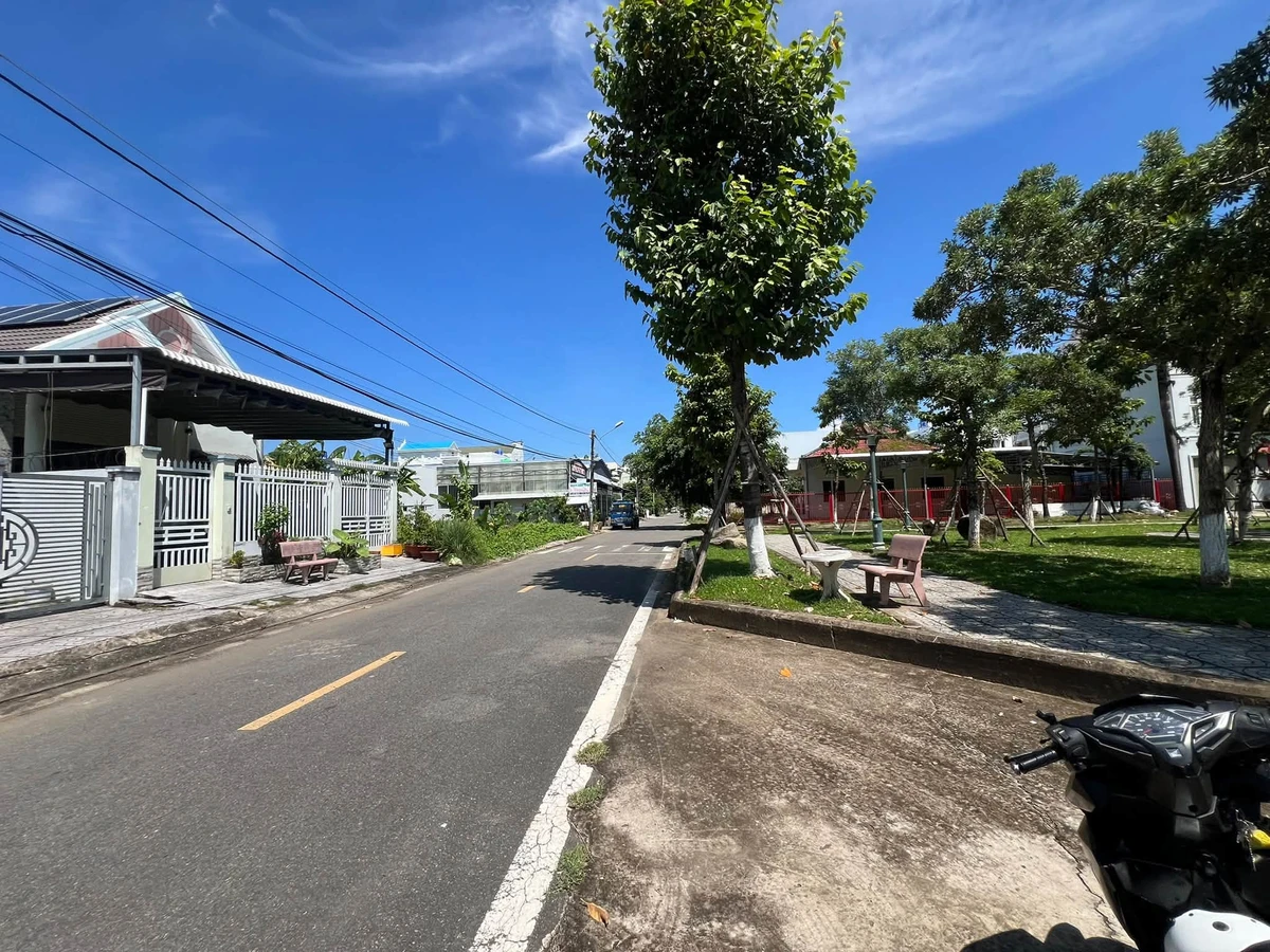 Bán nền đất 187.5m² Trần Huy Liệu Rạch Giá 3 tỷ 100 triệu - Ảnh thu nhỏ 2