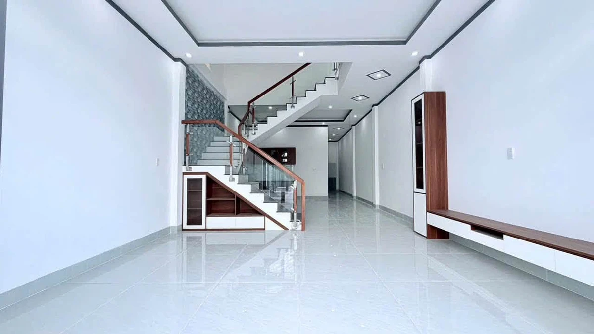 Bán gấp nhà hẻm 5x21, sổ riêng, 2 tỷ 150, Quận 12 - Ảnh thu nhỏ 2