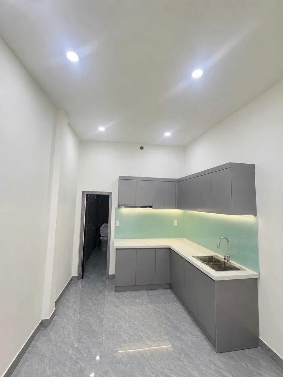 Bán nhà hẻm 3m Vĩnh Hội Quận 4, 39m², 1 trệt 1 lầu, 2PN, giá 4,53 tỷ - Ảnh thu nhỏ 3