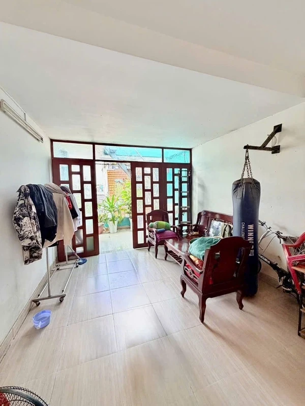 Bán nhà 2PN 60m² Y Moan, Buôn Ma Thuột, 2 tỷ z212