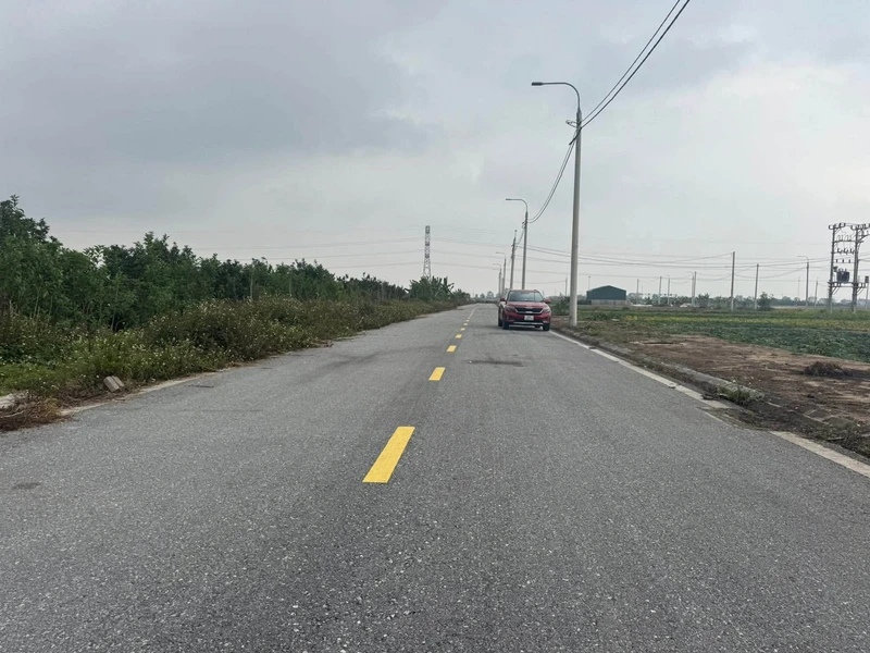 Bán lô đất 92.5m2 Xã Tống Trân Hưng Yên, giá 1 tỷ 6
