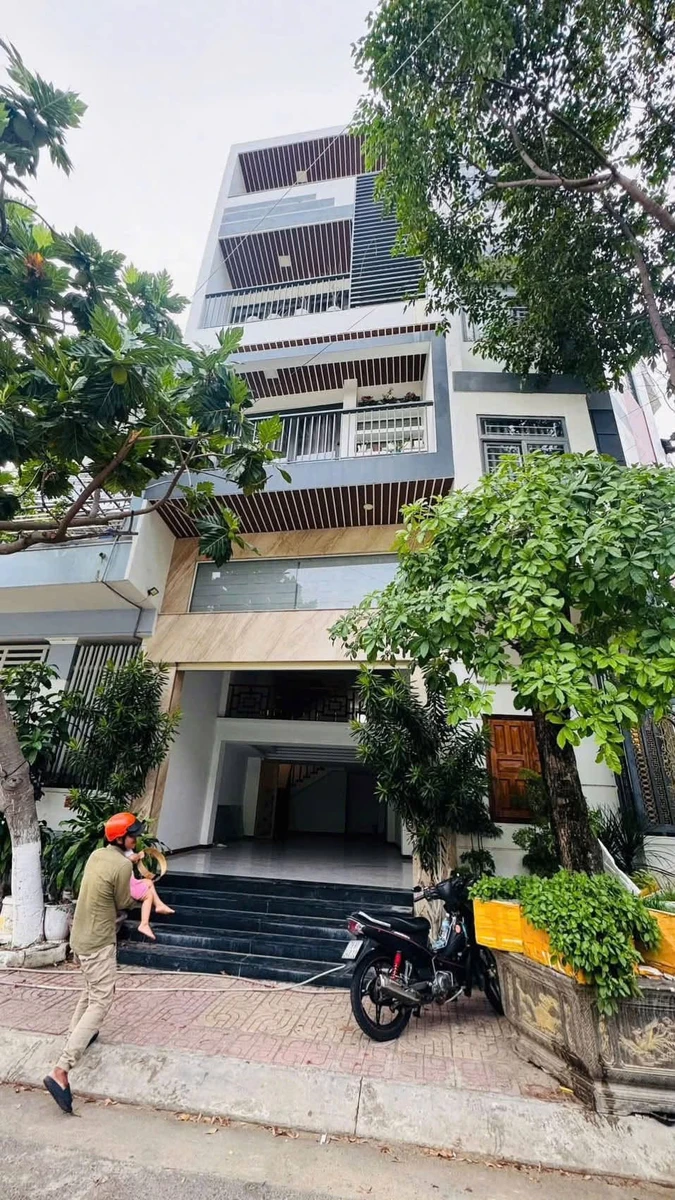 Bán nhà 5 tầng mặt tiền Trường Sơn Nha Trang 91,3m2, 6,5 tỷ - Ảnh 1