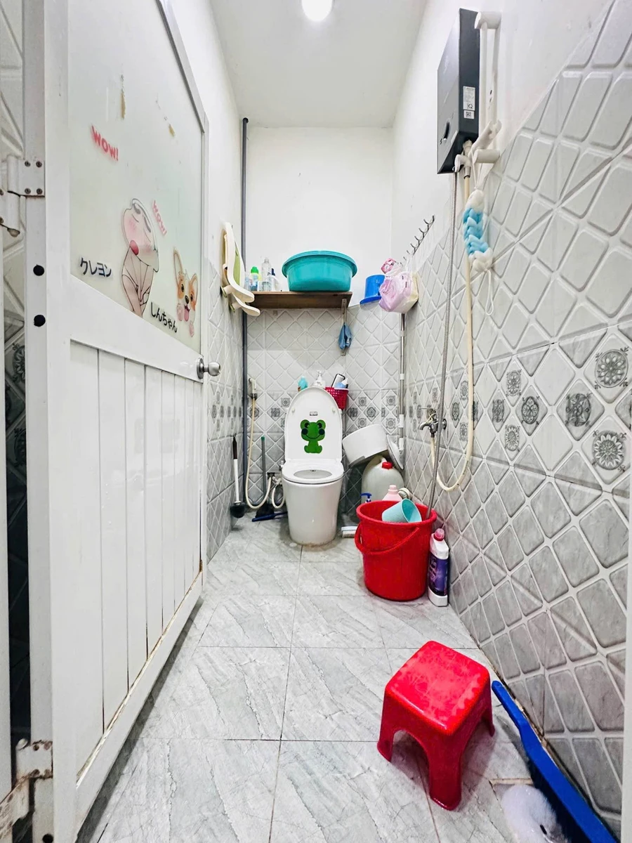 Bán nhà 4x12m trệt lửng 2 phòng ngủ đường Trương Phước Phan, Bình Tân giá 4,65 tỷ - Ảnh thu nhỏ 3