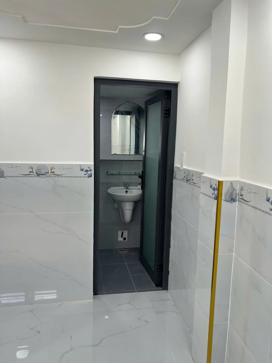 Bán nhà 3 tầng 15,5m² 2PN 3WC đường Phú Thọ, Quận 11 giá 2,85 tỷ - Ảnh 1