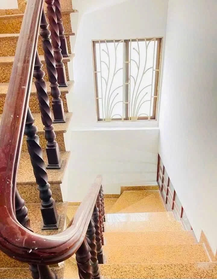 Bán nhà 35m2 4 tầng 7 tỷ Phùng Khoang Thủ Đức - Ảnh thu nhỏ 3