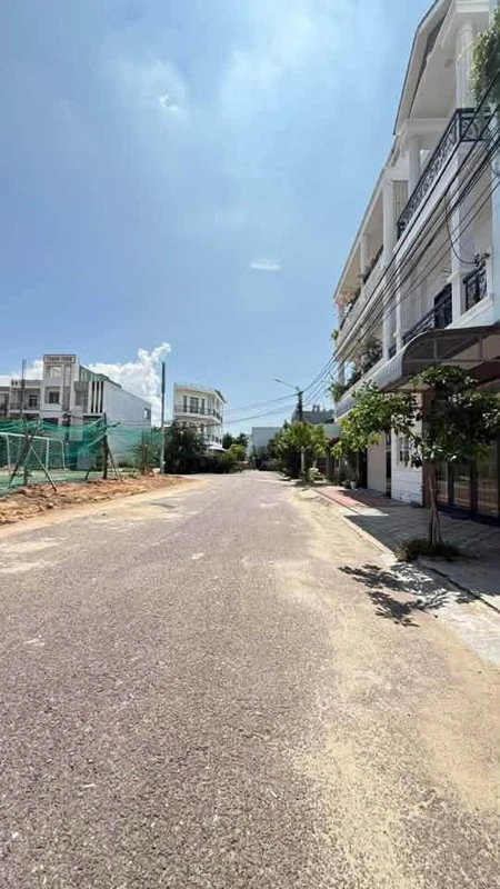 Bán đất mặt tiền Ecohome Nhơn Bình Quy Nhơn 40m2, 1 tỷ 690 triệu