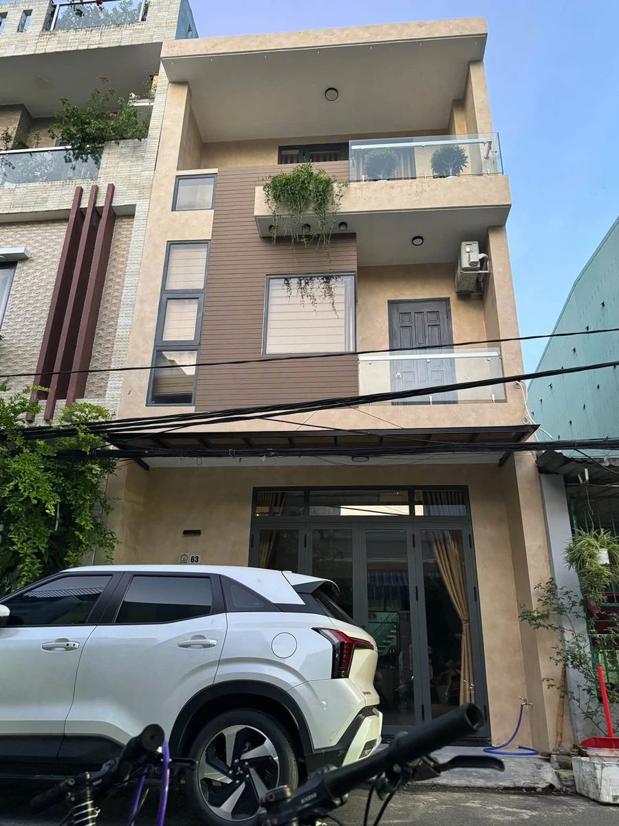 Bán nhà mặt tiền 3 tầng 70m2 tại Hoà Cương Bắc, Đà Nẵng - Ảnh 1