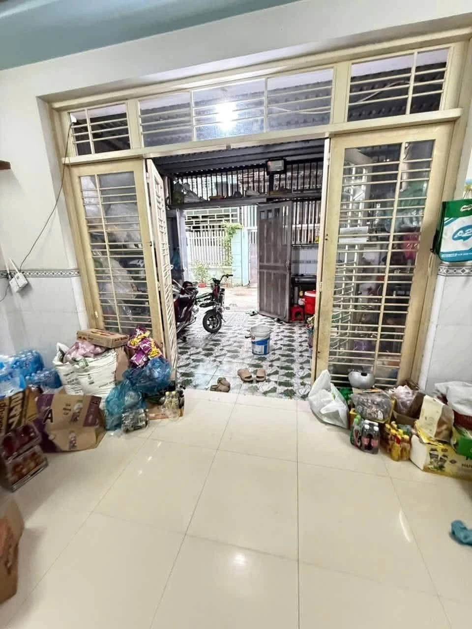 Bán nhà lầu trệt gần trường học, 63m2, 2 tỷ 650 - Ảnh 1