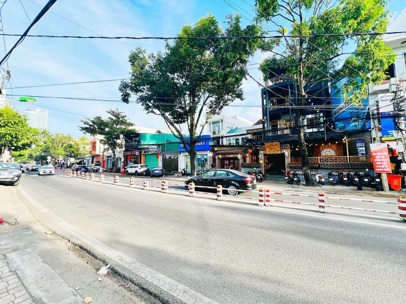 Bán nhà mặt tiền Nguyễn Thị Minh Khai, Nha Trang, 107,8m2, 22,5 tỷ