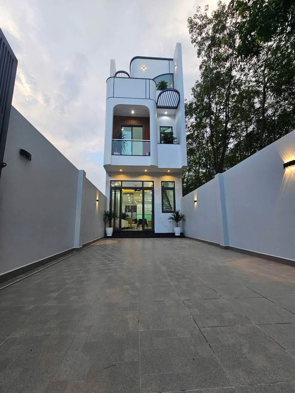 Bán nhà mặt tiền 5x25 (60m²) 3PN Định Hoà, Thủ Dầu Một 5.5 tỷ - Ảnh thu nhỏ 2