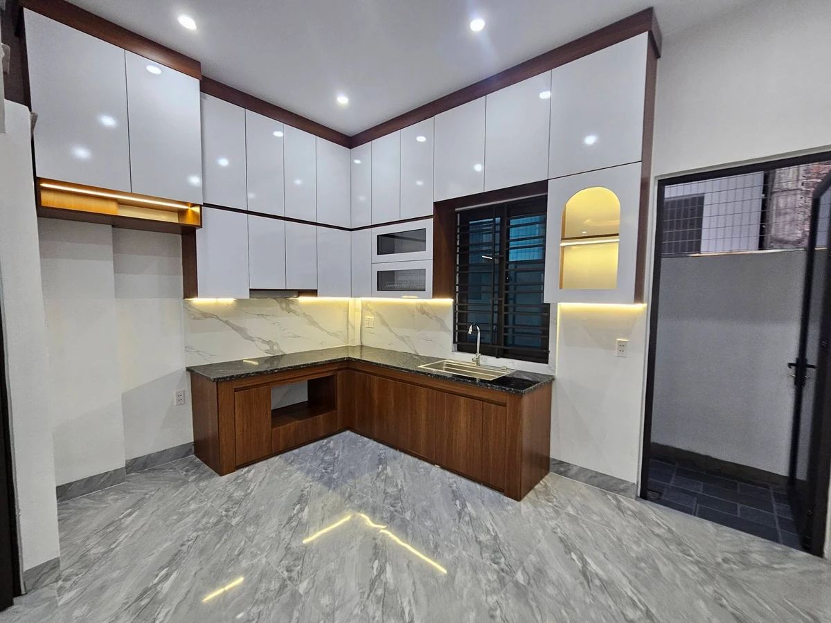 Bán nhà 3 tầng 60,8m2 full nội thất ngõ Nguyễn Hữu Cầu, TP Hải Dương - Ảnh thu nhỏ 3