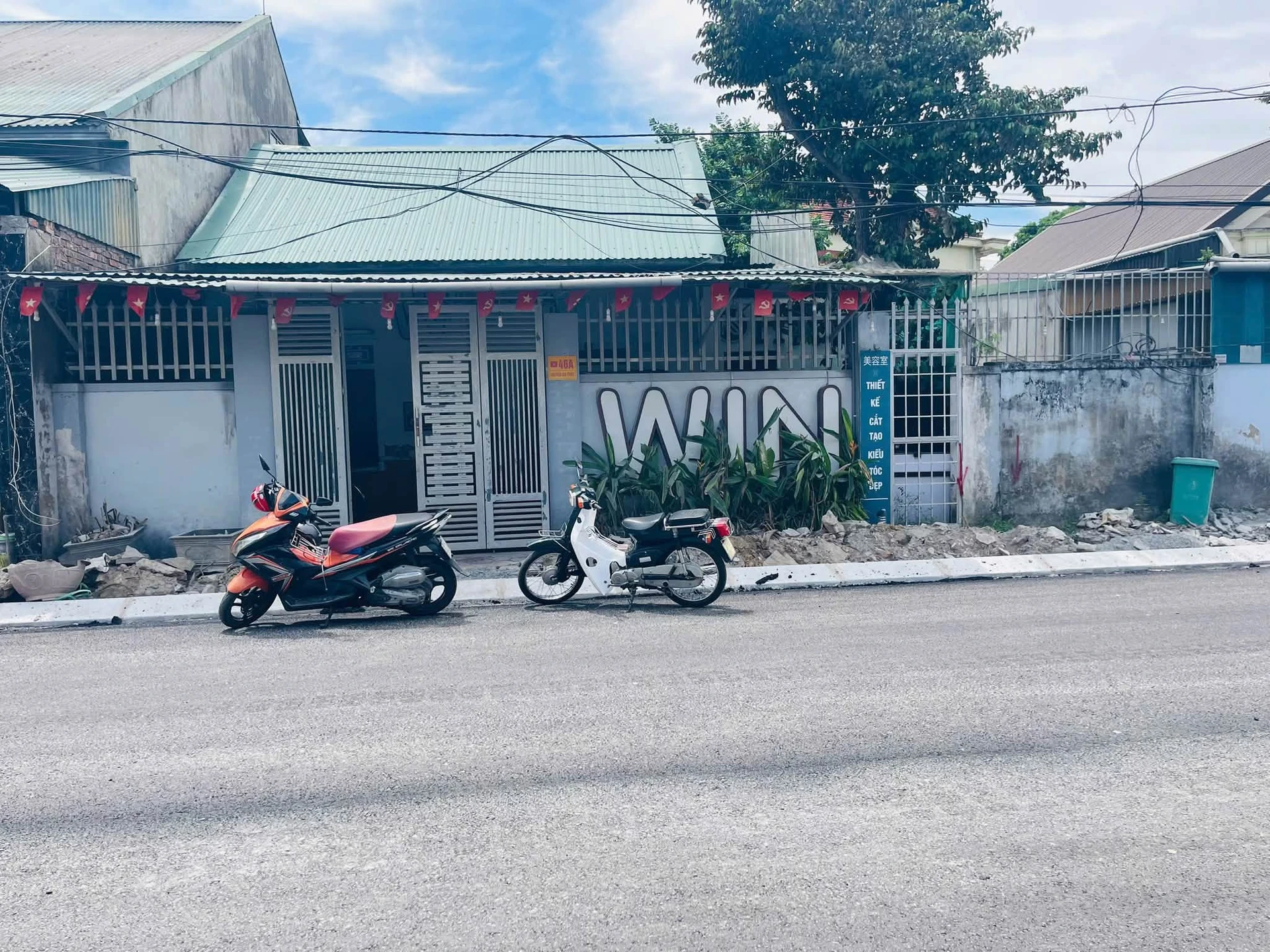 Bán đất kèm nhà cấp 4, 2PN, 167.4m2, MT Nguyễn Gia Thiều, TP Vinh - Ảnh 1