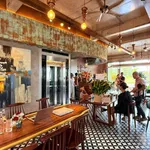 Nhà 4 tầng sẵn 8 phòng đường Nguyễn Lộ Trạch đã có sổ, đang KDoanh homestay doanh thu 120tr/tháng - Ảnh thu nhỏ 1