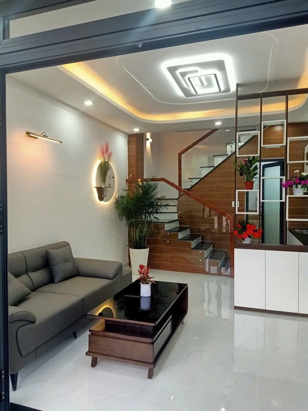 Bán nhà 2 phòng ngủ 80m2 đường Vạn Hạnh Đà Lạt