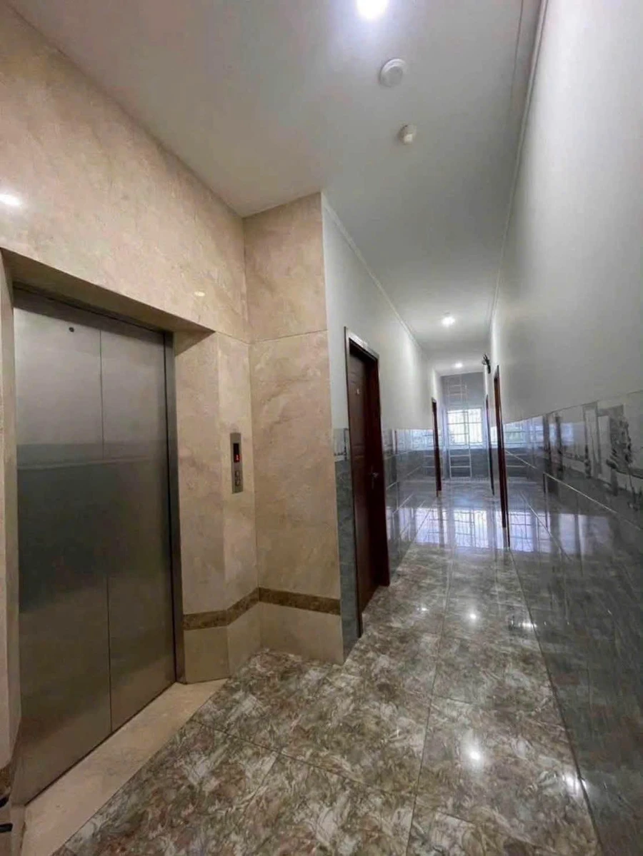 Bán khách sạn 300m2 Lê Đại Hành Phan Thiết 26 tỷ - Ảnh thu nhỏ 5