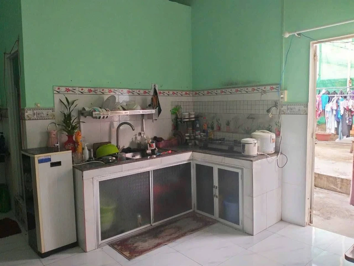 Bán nhà hẻm Trần Quý Cáp, Rạch Giá, 117.5m2, 1,05 tỷ - Ảnh thu nhỏ 4