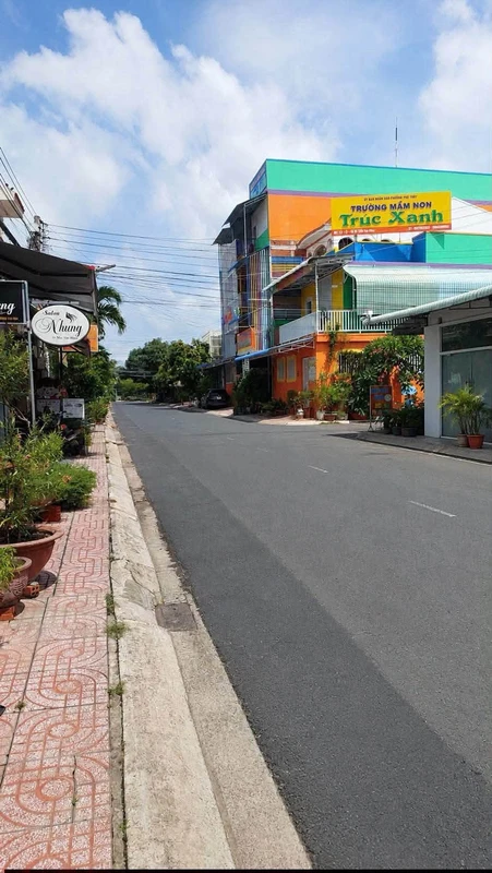Bán nhà lầu mặt tiền Trần Văn Lương Phan Thiết, 100m², 3PN