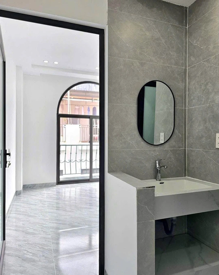 Bán nhà 4 tầng 70m² tuyến 2 Hồ Sen - chợ Hàng, Hải Phòng, tặng full nội thất, nhỉnh 5 tỷ - Ảnh thu nhỏ 5