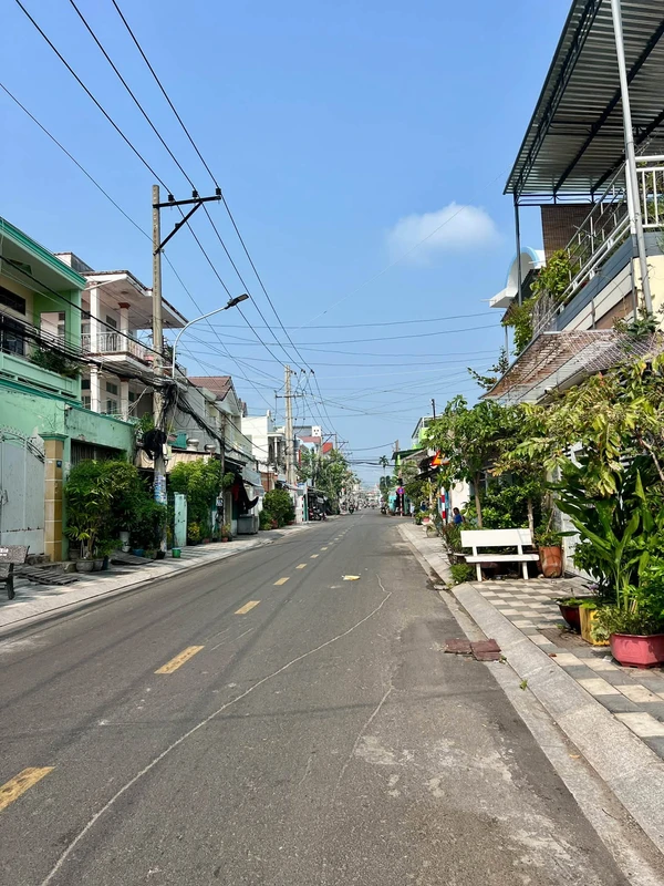 Bán nhà lầu đường Ngư Ông Phan Thiết 62m2 3PN