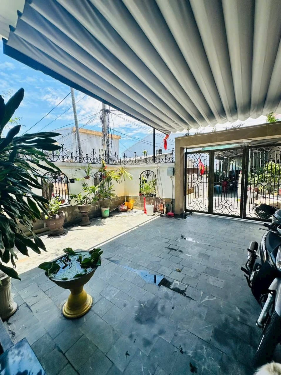 Bán nhà 2 tầng 109,8m2 kiệt ô tô đường An Dương Vương, TP Huế - Ảnh thu nhỏ 2