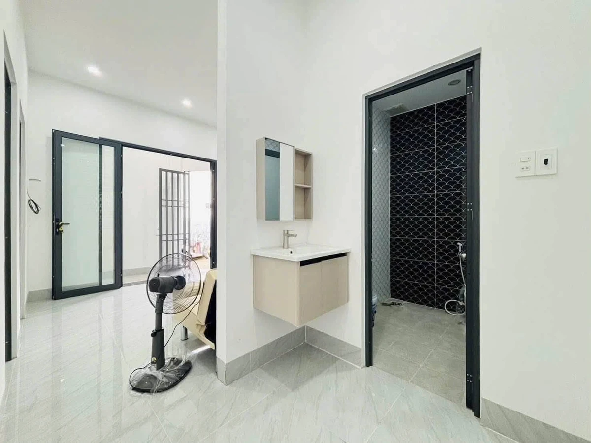 Bán nhà hẻm Võ Trường Toản, Rạch Giá 49m², 2 PN, 890 triệu - Ảnh thu nhỏ 5