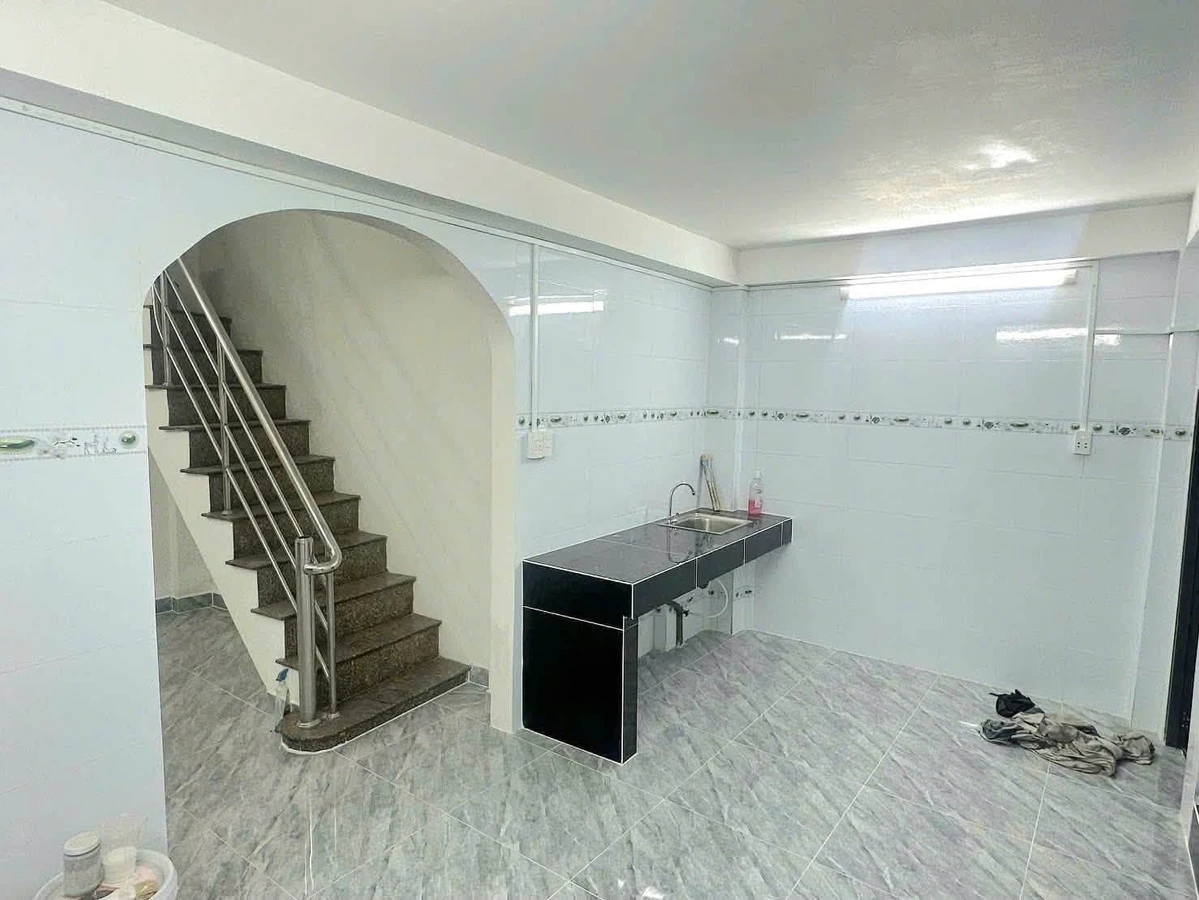 Bán nhà mặt tiền Hoàng Hoa Thám 35m2, 1 trệt 2 lầu, gần chợ Cây Quéo, Bình Thạnh - Ảnh thu nhỏ 5