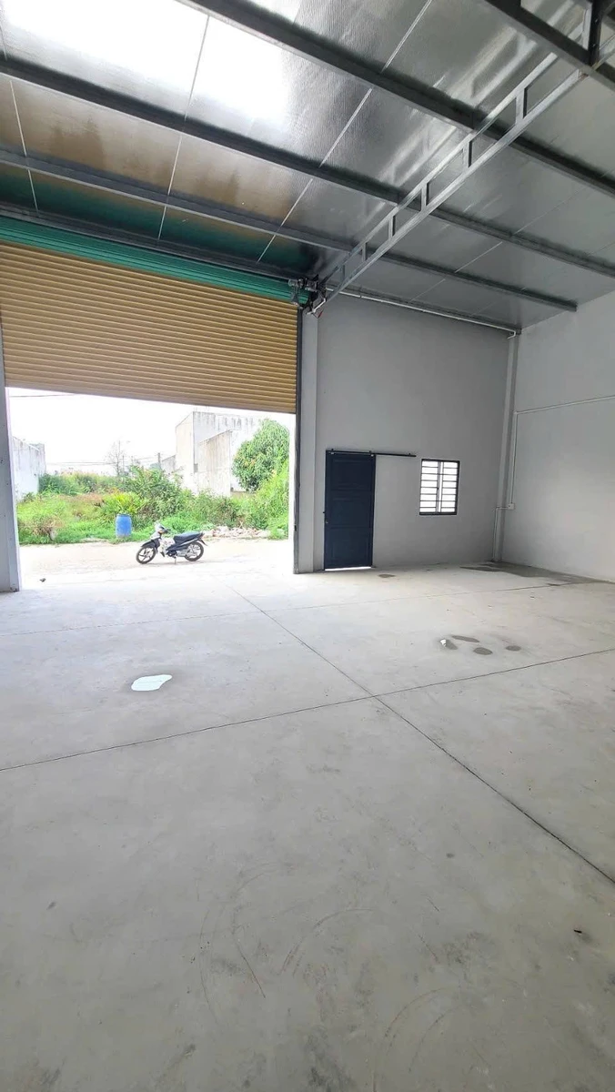 Cho thuê kho mới 250m2 (10x25) KDC Tân Đức, đường A15B, giá 15 triệu/tháng - Ảnh thu nhỏ 4
